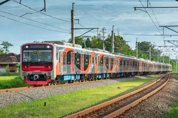 Lima Perjalanan KRL Bogor dan Cikarang Dibatalkan pada Kamis Pagi