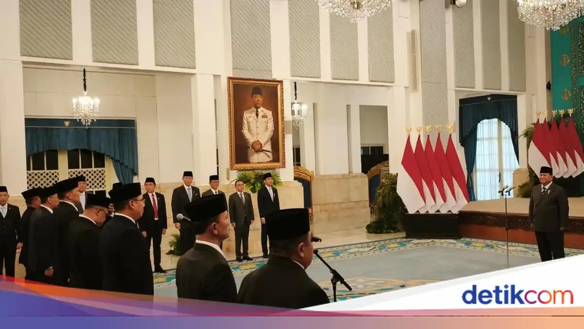 Prabowo Lantik Maulana Bungaran dan Alim Setiawan Slamet sebagai Wakil Menteri