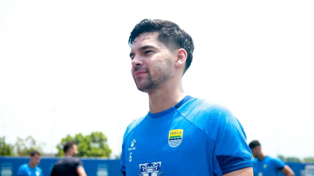 Debut 90 Menit Sandy Walsh Tuai Apresiasi Igor Tolic di Persib