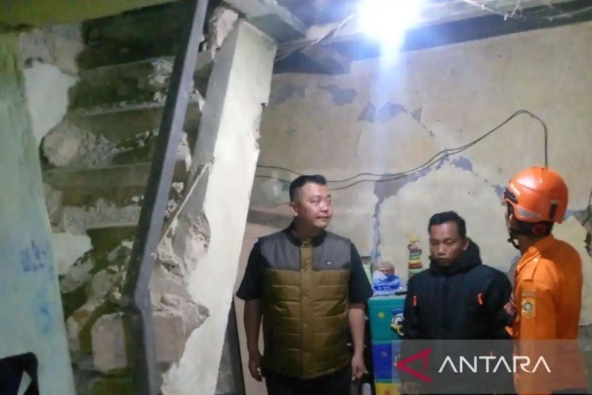 Dampak Gempa di Kabupaten Bogor: Pendataan Kerusakan dan Penanganan Warga