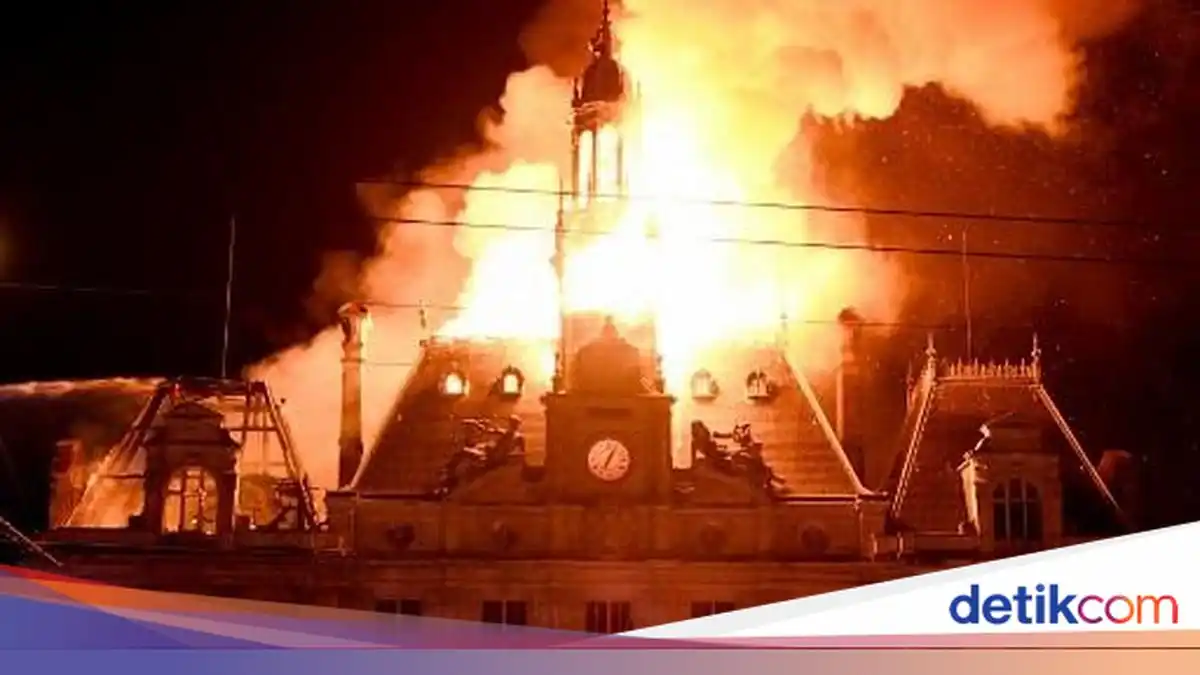 Kerusuhan Saat Demo Biaya Hidup di Prancis, Api Hanguskan Balai Kota Limoges