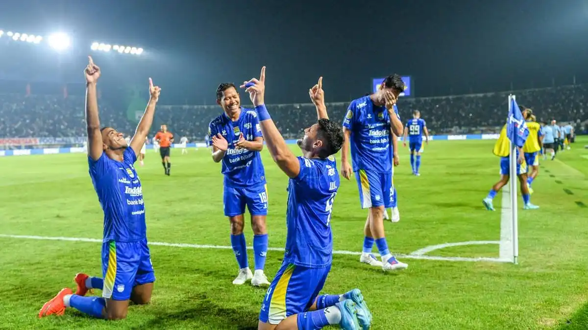 Persib Tundukkan Persik, Posisi Lima Besar Super League Berubah