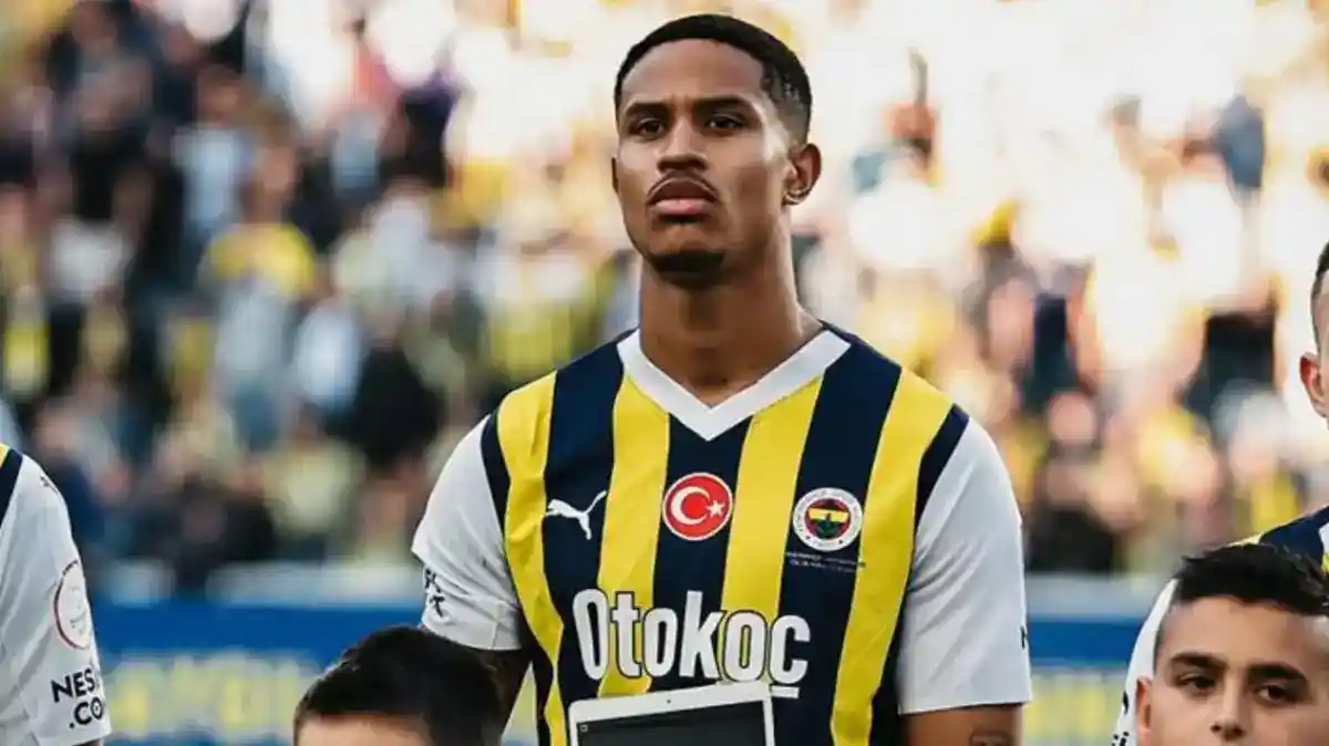 Jayden Oosterwolde, Bek Fenerbahçe yang Dikaitkan dengan Naturalisasi Indonesia