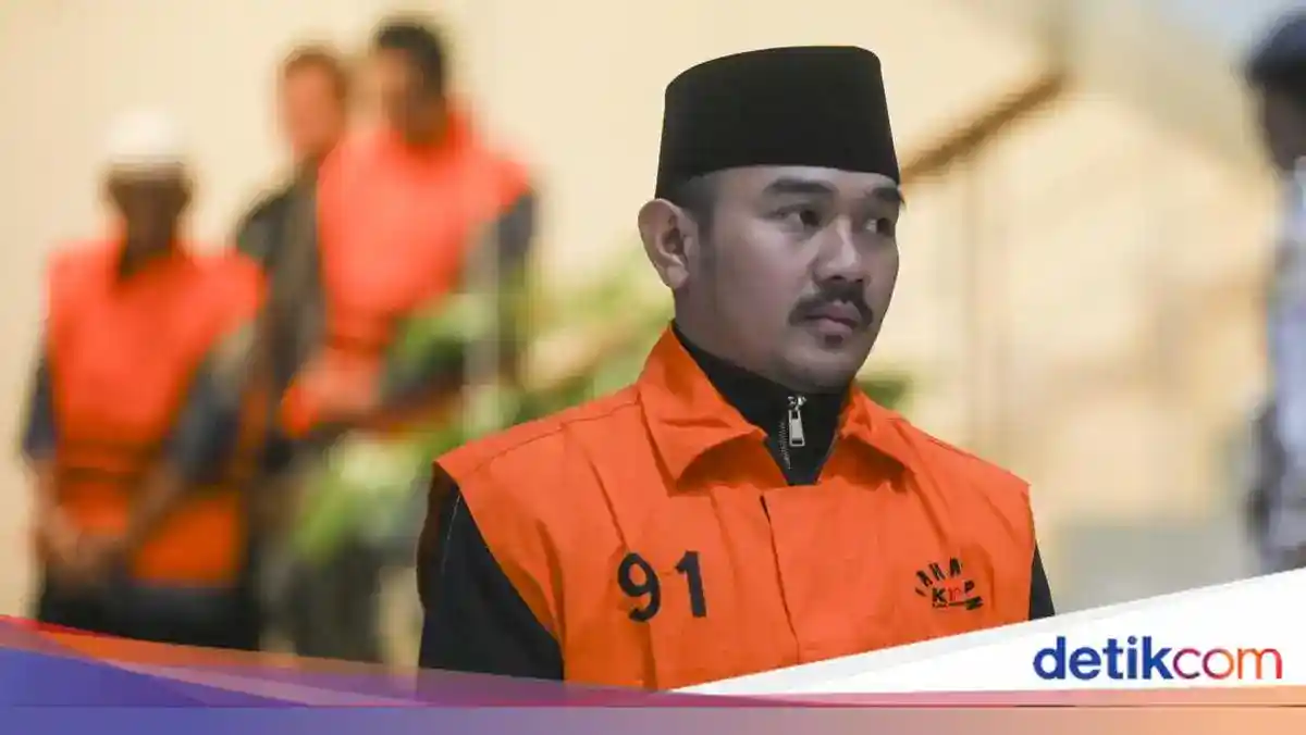 Ade Kuswara Diberhentikan dari Kursi Bupati Bekasi, DPRD Usulkan Asep Surya Atmaja
