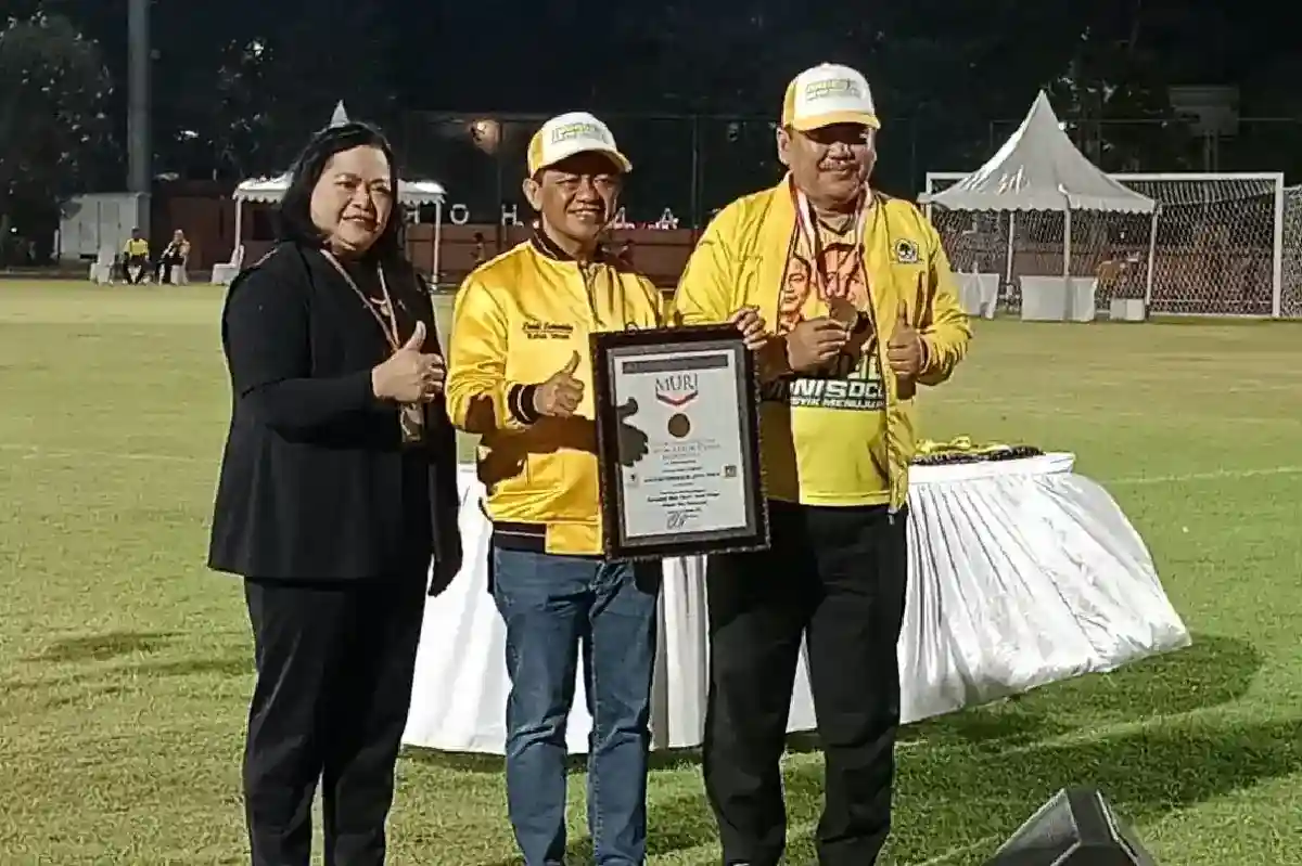 Final Bahlil Mini Soccer di Surabaya Diwarnai Pesan Sportivitas