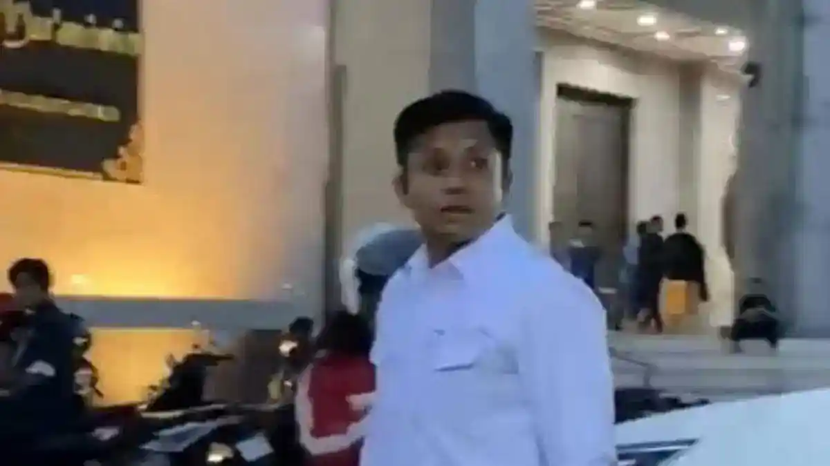 Video di Samarinda Sorot Sikap Ajudan Gubernur terhadap Mahasiswa Pendemo