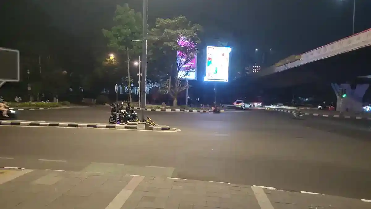 Simpang Dago Kembali Kondusif Setelah Truk Dalmas Dibakar Massa