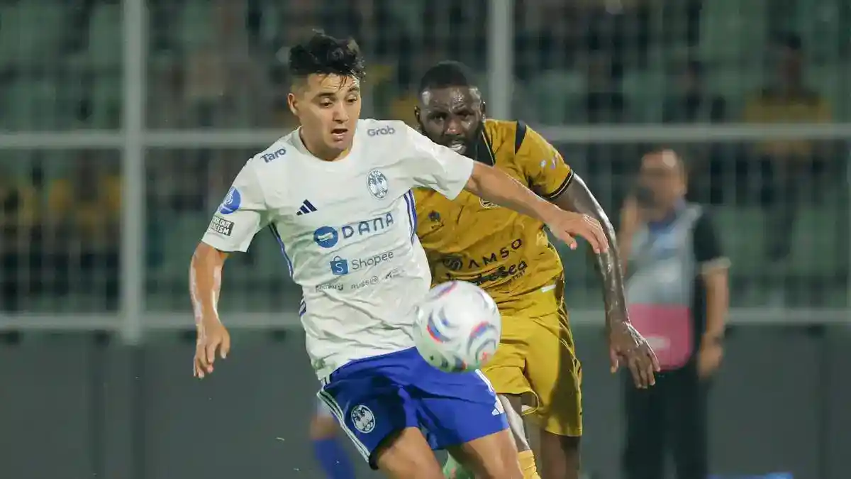 Dewa United Kokoh di Puncak, Bhayangkara FC Tundukkan PSIM